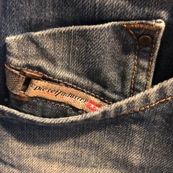 Never worn Diesel man jeans . Darron style. - Picture 3 of 7